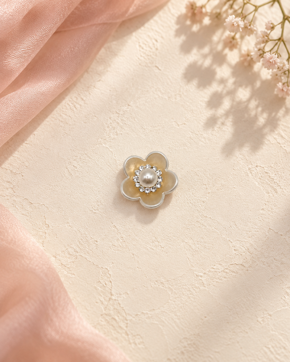 Pearl Bloom Magnetic Snap-On Charm