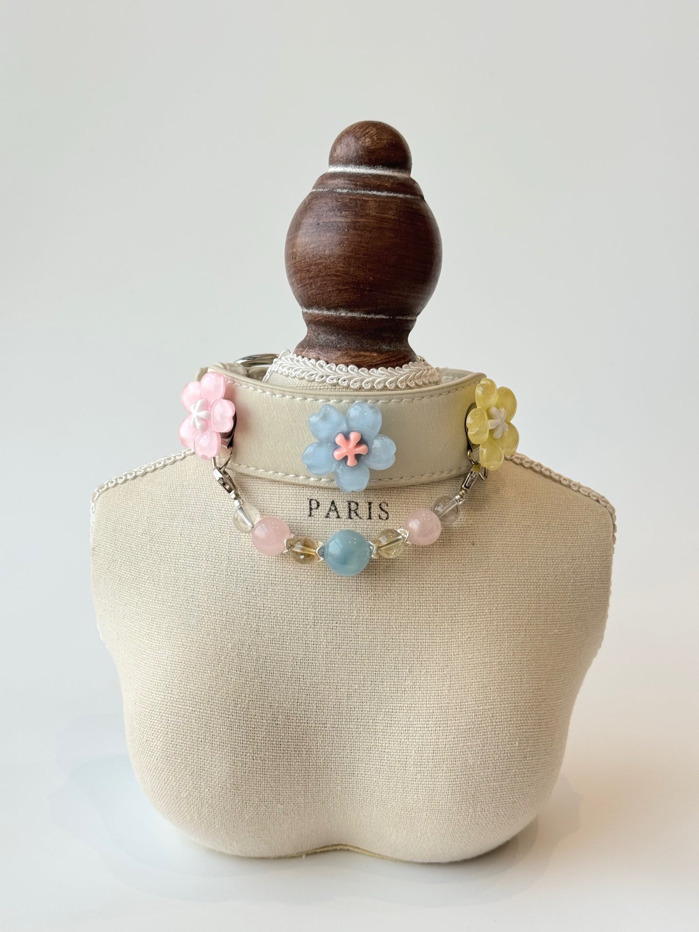 Bloom Trio Magnetic Charm Collar